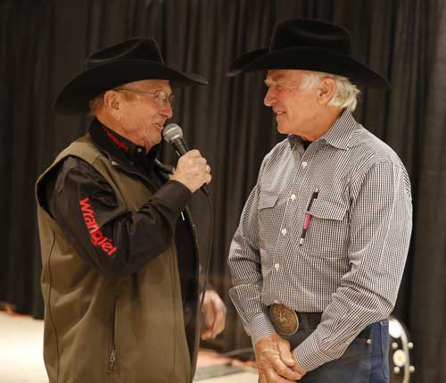 Larry Mahan, right, hosted the WRCA’s birthday party, and this Pro Rodeo Hall of Famer has nothing but good things to say about ranch rodeo and the future of WRCA. He also has a lot of history with WRCA icons, including announcer Hadley Barrett, left. Hadley and Larry told stories on each other, and they also involved WCRR stock contractor Harry Vold and directors Bob Moorhouse and Craig Haythorn.